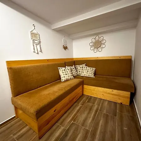 “river Romance” Vila *